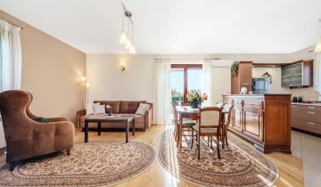dom wolnostojący, 6 pokoi Kobylec