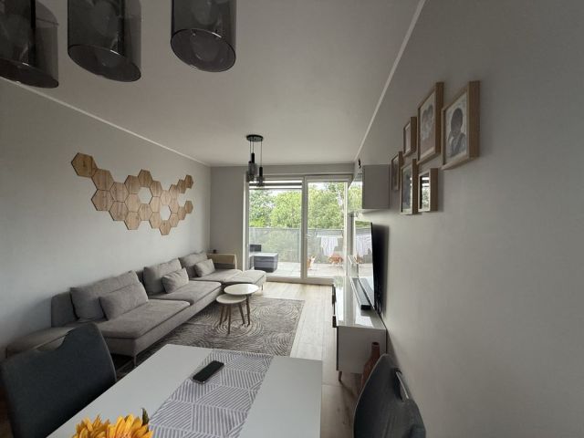 Mieszkanie 4-pokojowe Tarczyn, ul. Pocztowa. Zdjęcie 1