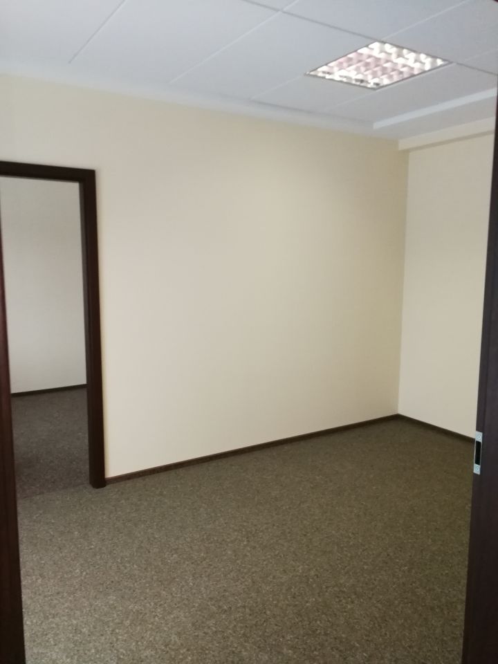 Biuro Kielce Malików, ul. Skrajna. Zdjęcie 4