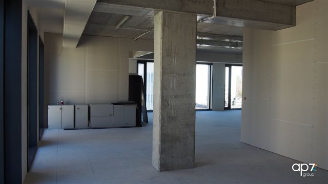 Biuro Kraków Prądnik Czerwony, ul. Pilotów. Zdjęcie 2