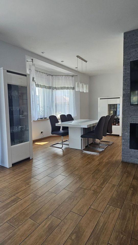 dom wolnostojący Ciecierzyce, ul. Malwowa. Zdjęcie 5