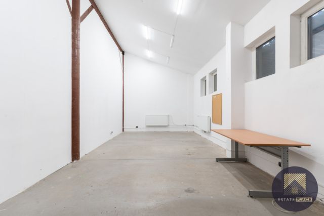 Lokal Warszawa Ursus. Zdjęcie 15
