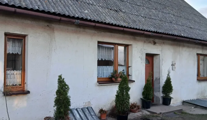 gospodarstwo, 4 pokoje Lipienica