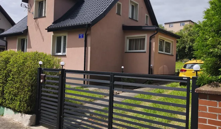 dom wolnostojący, 6 pokoi Chmielno, ul. Kuby