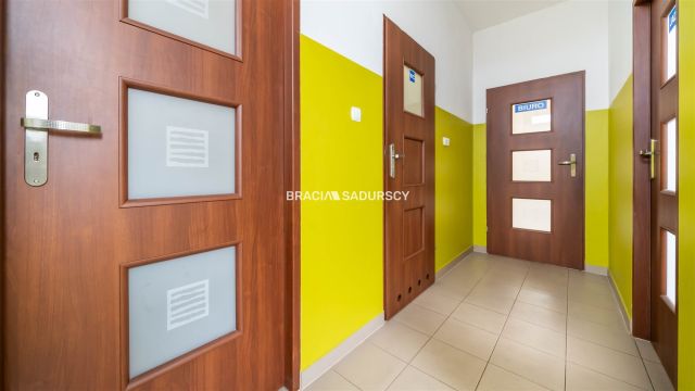 dom wolnostojący, 5 pokoi Węgrzce Wielkie. Zdjęcie 31
