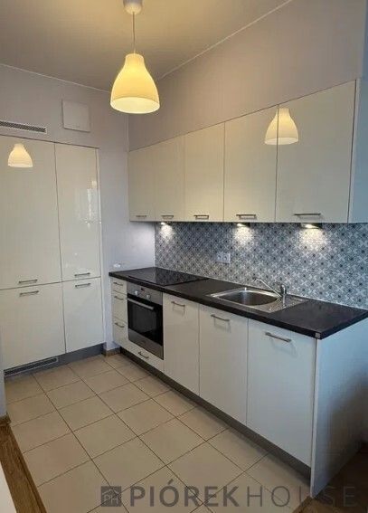 Mieszkanie 3-pokojowe Warszawa Praga-Południe, ul. Jana Nowaka-Jeziorańskiego. Zdjęcie 2