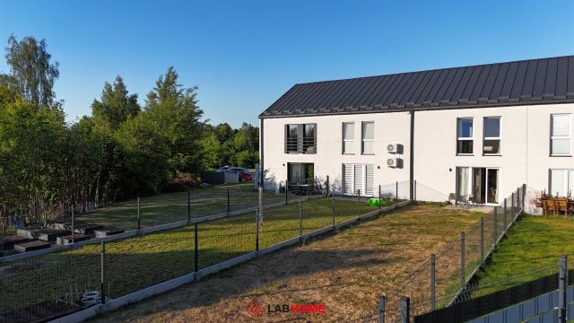 dom szeregowy, 5 pokoi Tomice, ul. Dworska. Zdjęcie 2