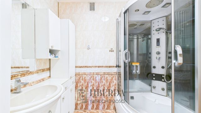 dom wolnostojący, 8 pokoi Kraśnik. Zdjęcie 12