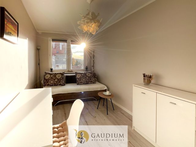 Mieszkanie 3-pokojowe Gdańsk Brzeźno, ul. Konrada Korzeniowskiego. Zdjęcie 2