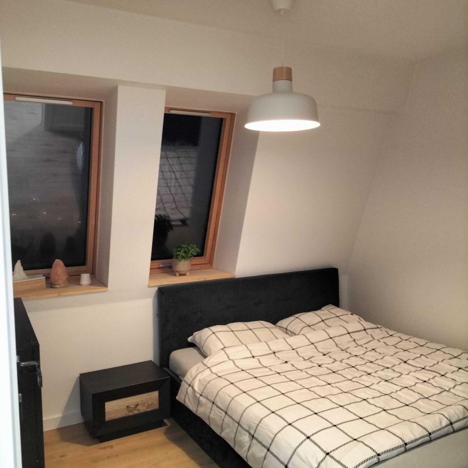 Mieszkanie 3-pokojowe Kowale. Zdjęcie 3