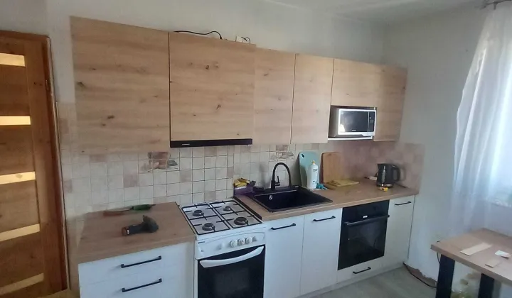 dom wolnostojący, 7 pokoi Kurzętnik, ul. Betoniarska