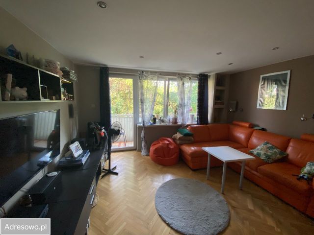 Mieszkanie 3-pokojowe Warszawa Chomiczówka, ul. Renesansowa. Zdjęcie 1