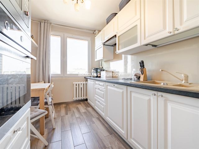 Mieszkanie 4-pokojowe Kraków Podgórze Duchackie, ul. Jana Sas-Zubrzyckiego. Zdjęcie 7