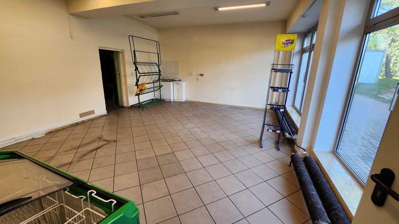 Lokal Katowice Burowiec, ul. Przedwiośnie. Zdjęcie 3