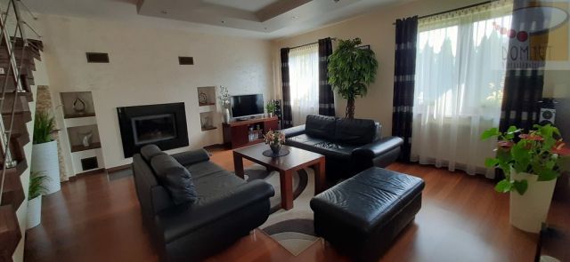 dom wolnostojący, 5 pokoi Brwinów. Zdjęcie 13