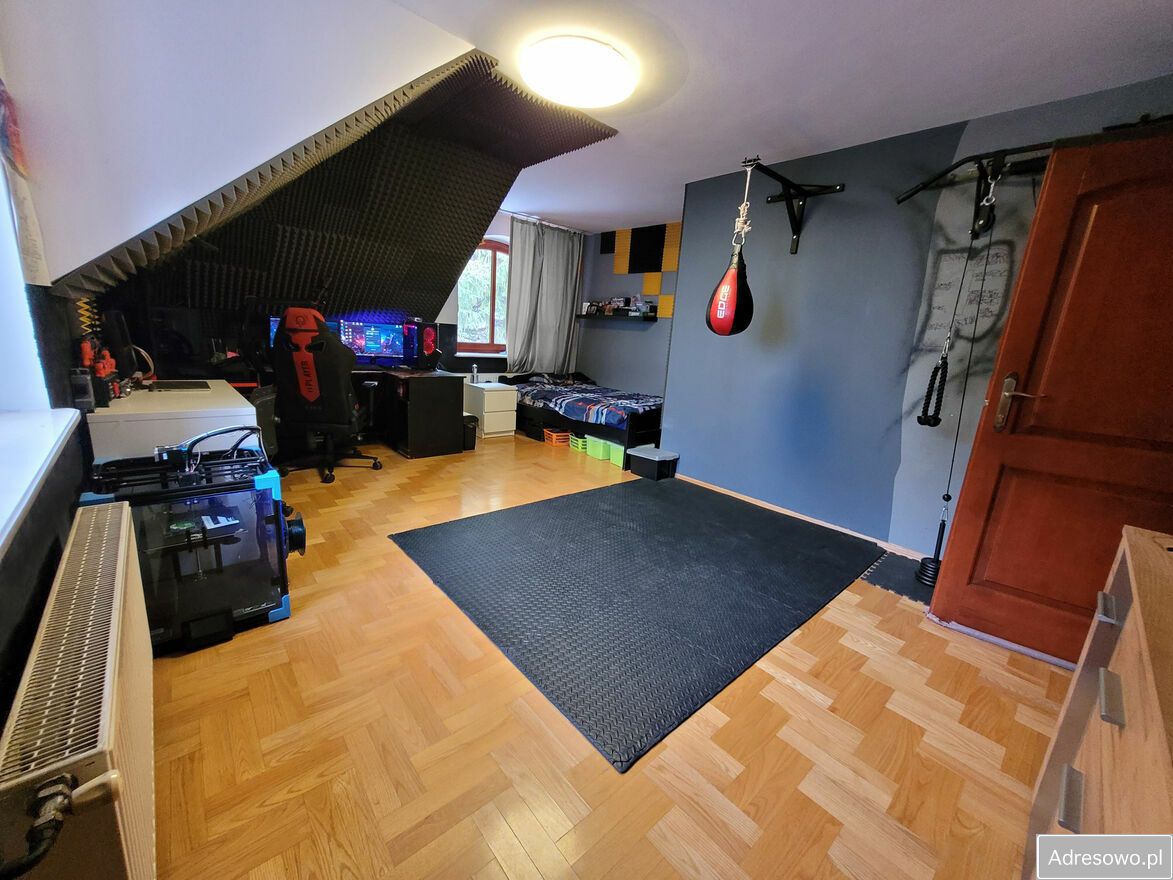 dom wolnostojący, 5 pokoi Nasutów. Zdjęcie 2