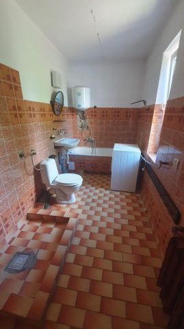 dom wolnostojący, 6 pokoi Prażmów. Zdjęcie 12