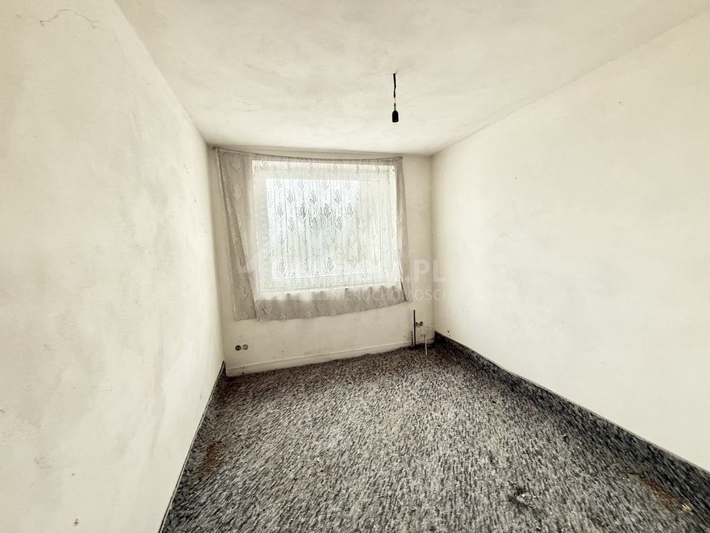 dom wolnostojący, 7 pokoi Lesica Bławatków. Zdjęcie 16