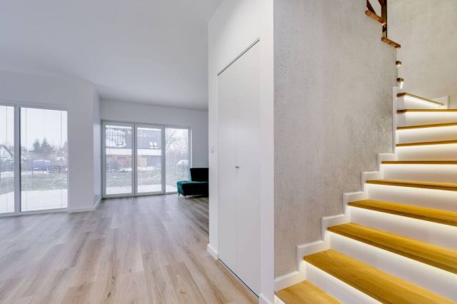 bliźniak, 4 pokoje Piaseczno. Zdjęcie 37