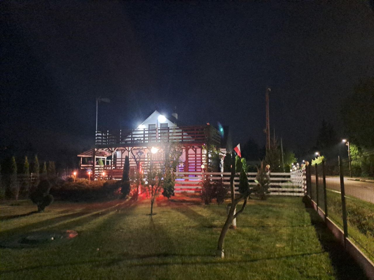 dom wolnostojący, 4 pokoje Konary. Zdjęcie 2