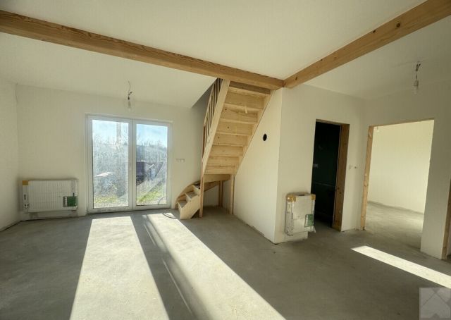 dom wolnostojący, 5 pokoi Trójczyce. Zdjęcie 12