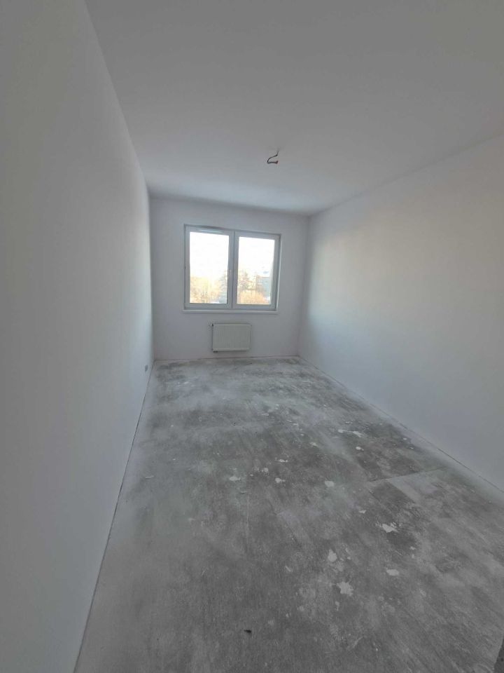 Mieszkanie 2-pokojowe Kowale. Zdjęcie 2