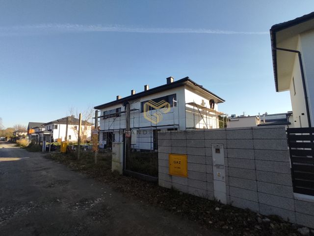 bliźniak, 5 pokoi Warszawa Wawer. Zdjęcie 2