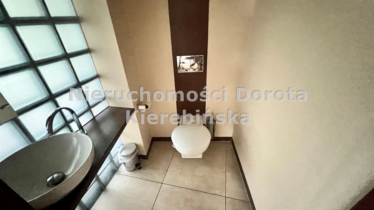 dom wolnostojący, 5 pokoi Tomaszów Mazowiecki. Zdjęcie 16