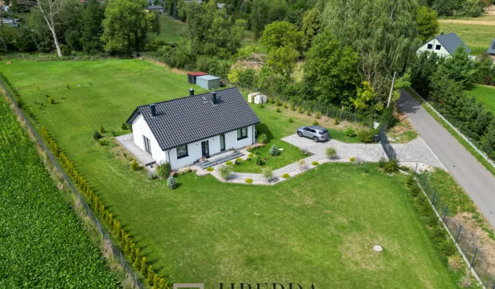 dom wolnostojący, 3 pokoje Bystrzejowice Pierwsze