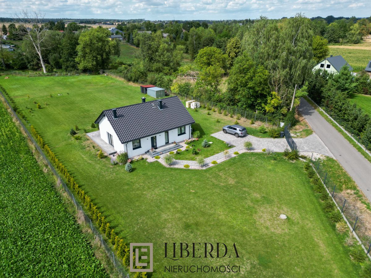 dom wolnostojący, 3 pokoje Bystrzejowice Pierwsze