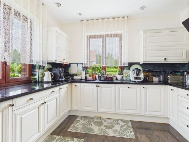 dom wolnostojący, 12 pokoi Warkały, ul. Poziomkowa. Zdjęcie 8