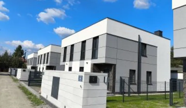 bliźniak, 5 pokoi Zakręt, ul. Nowa