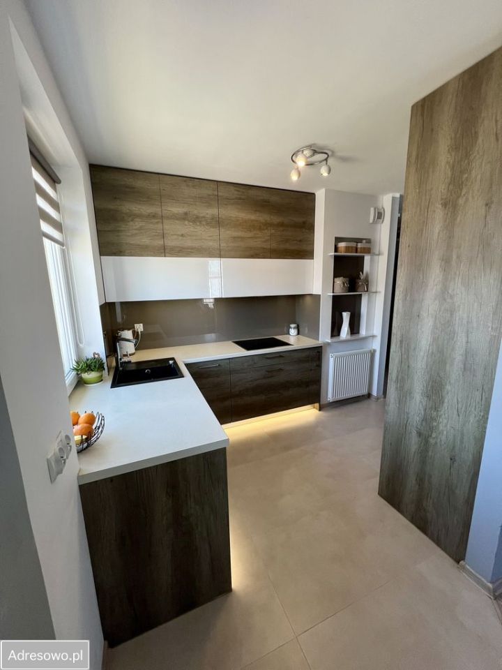 Mieszkanie 3-pokojowe Jaroty, ul. Bartąska. Zdjęcie 18