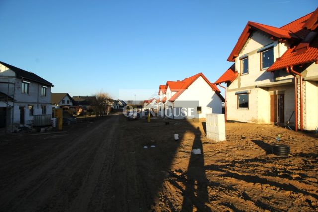 bliźniak, 5 pokoi Nielubia. Zdjęcie 6