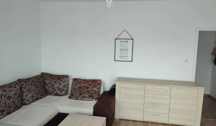 Mieszkanie 3-pokojowe Ożarów, os. Wzgórze