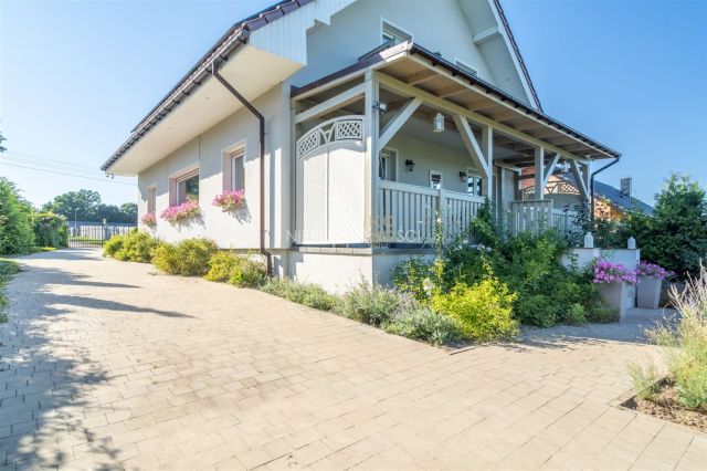 dom wolnostojący, 5 pokoi Wołów. Zdjęcie 3