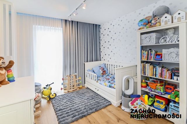 Mieszkanie 4-pokojowe Zielona Góra, ul. Tadeusza Zawadzkiego "Zośki". Zdjęcie 9