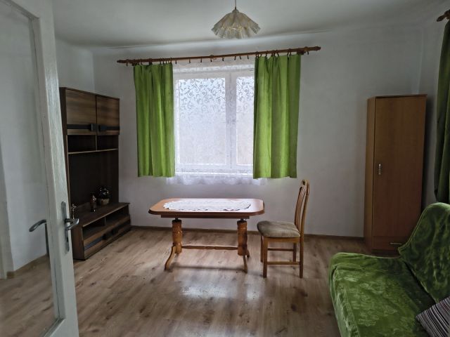 dom wolnostojący, 2 pokoje Stary Garbów. Zdjęcie 12