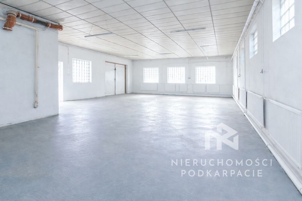 Hala/magazyn Rzeszów, ul. Budziwojska. Zdjęcie 2