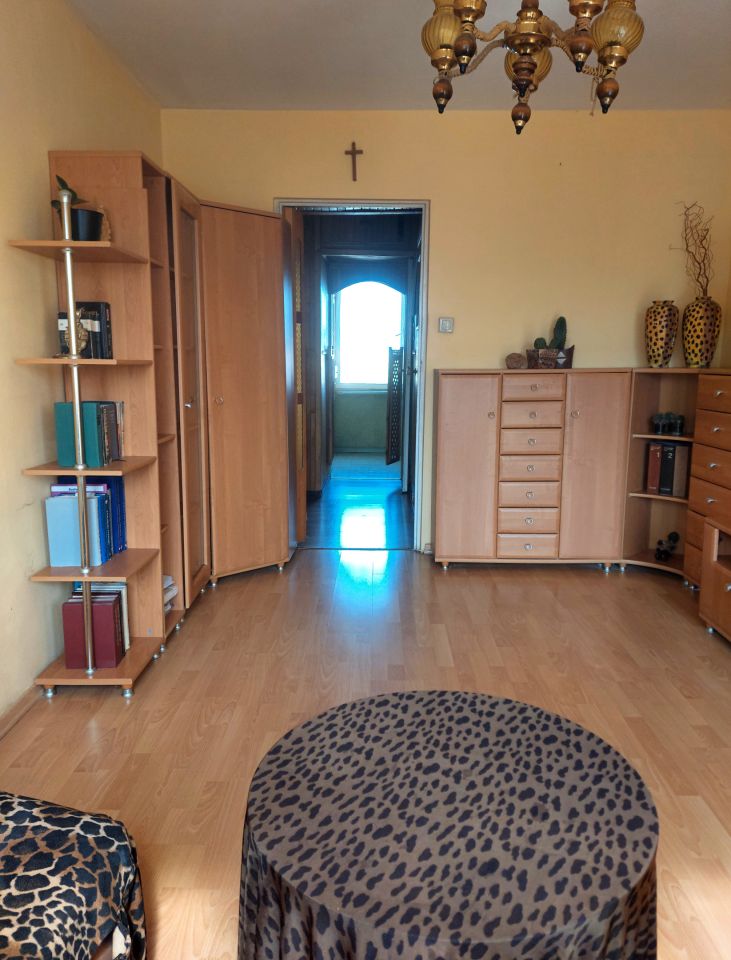 Mieszkanie 3-pokojowe Bełchatów, os. Budowlanych. Zdjęcie 4