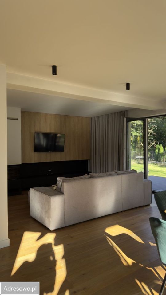 dom wolnostojący, 5 pokoi Poddębie. Zdjęcie 8