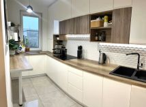 Mieszkanie 3-pokojowe Pszczyna Osiedle Piastów, ul. Kazimierza Wielkiego. Zdjęcie 1