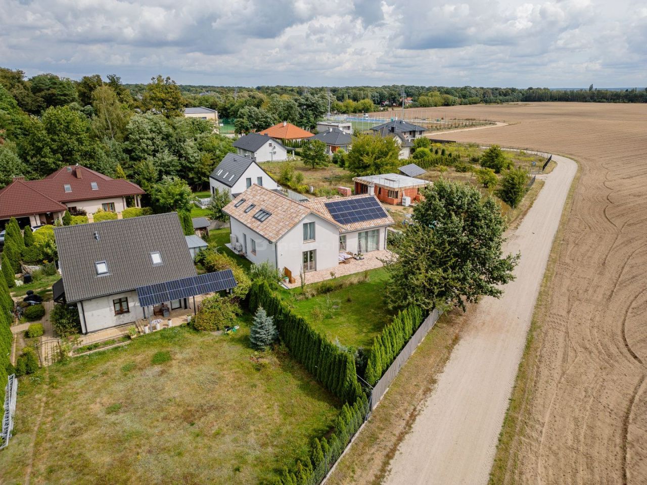 dom wolnostojący, 4 pokoje Jadwisin. Zdjęcie 2