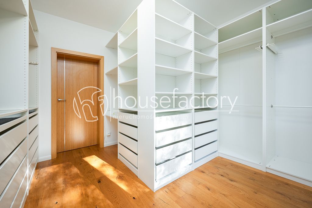 dom wolnostojący, 4 pokoje Łódź Nowosolna. Zdjęcie 12