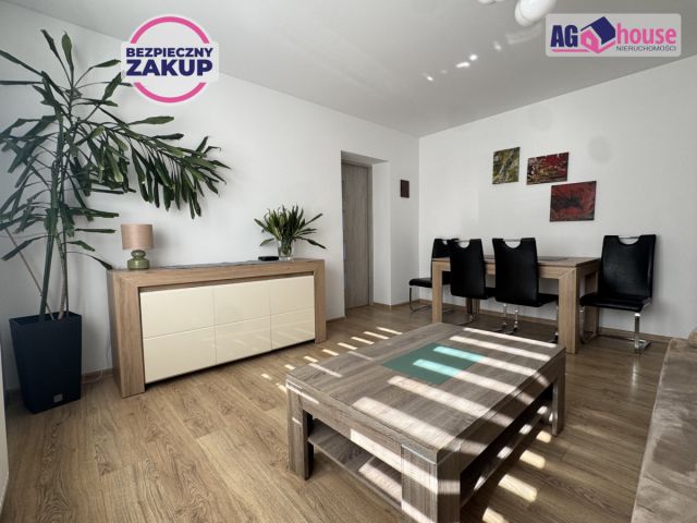 Mieszkanie 2-pokojowe Gdynia Mały Kack, ul. Wieluńska. Zdjęcie 2