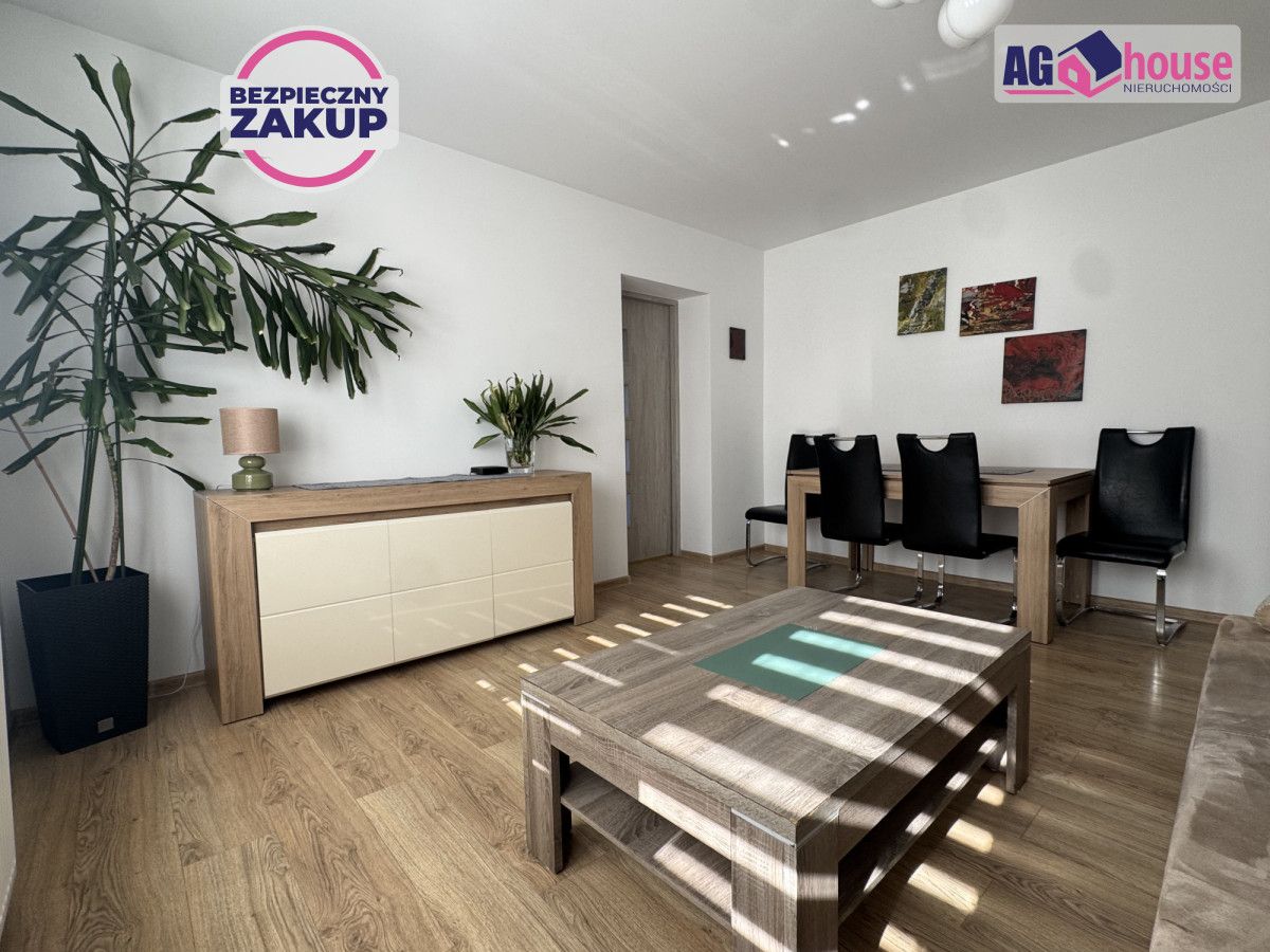 Mieszkanie 2-pokojowe Gdynia Mały Kack, ul. Wieluńska. Zdjęcie 2