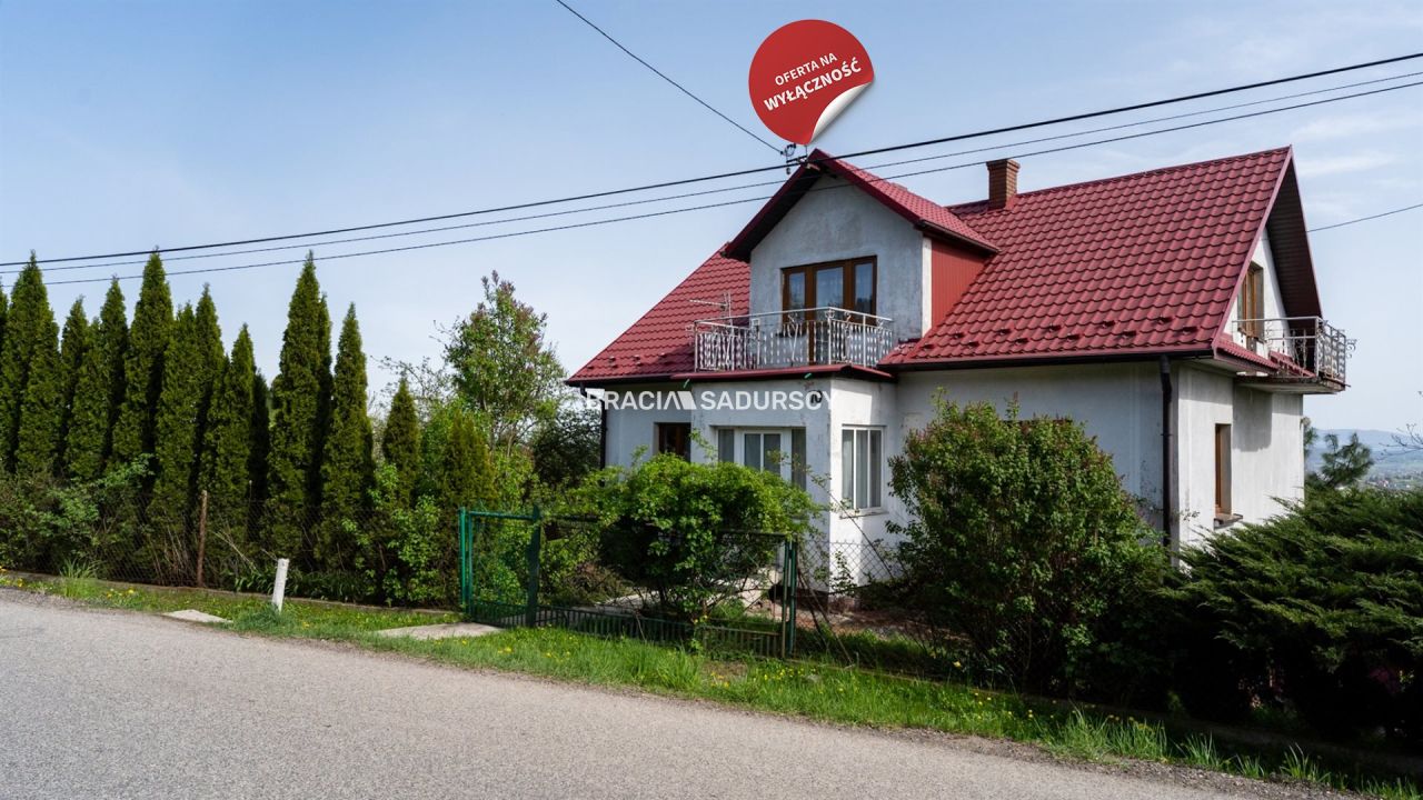 dom wolnostojący, 4 pokoje Łazany