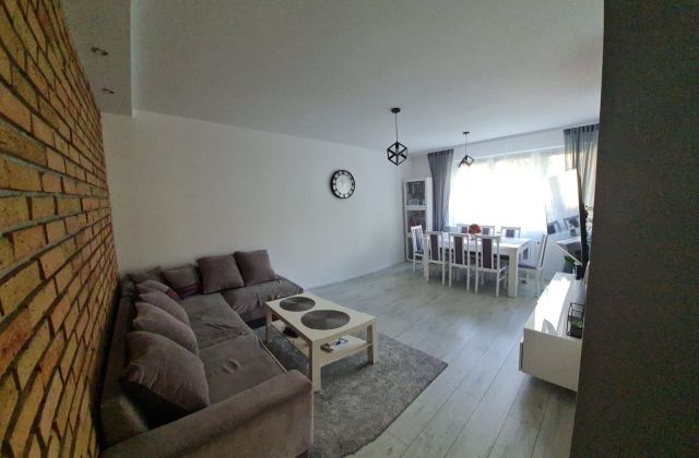 Mieszkanie 3-pokojowe Śrem, ul. Poznańska. Zdjęcie 1