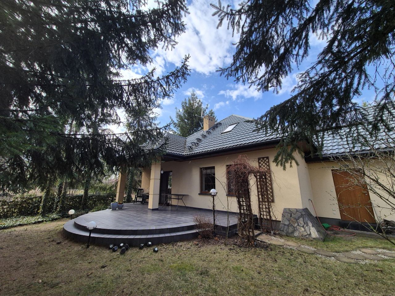 dom wolnostojący, 5 pokoi Humin. Zdjęcie 4