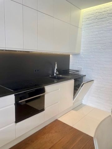 Mieszkanie 2-pokojowe Warszawa Śródmieście, ul. Stawki. Zdjęcie 6